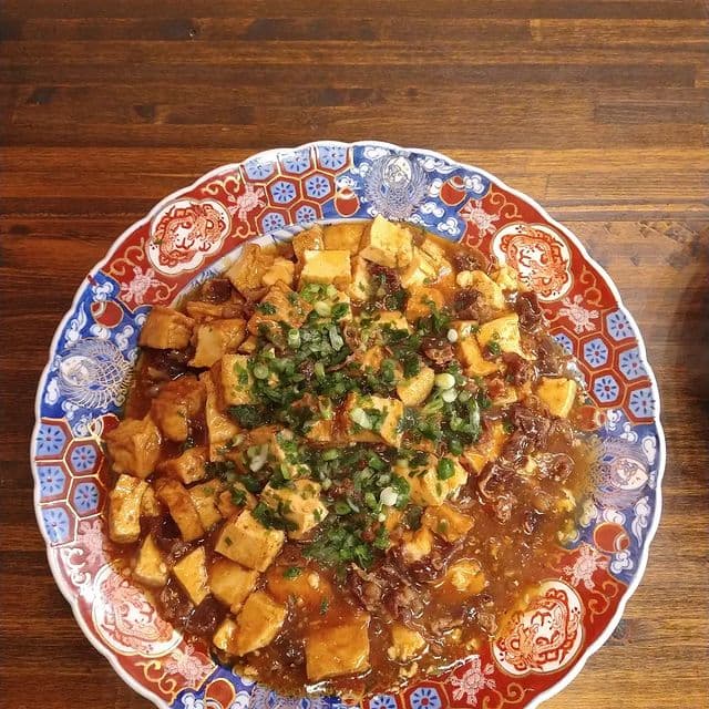 旨辛がクセになる、麻婆豆腐